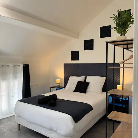 Апартаменты Bord De Marne 6 - - Paris *